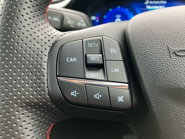 2023 Ford Puma 1.0 EcoBoost Hybrid mHEV ST-Line 5dr DCT Hatchback PETROL Automatic