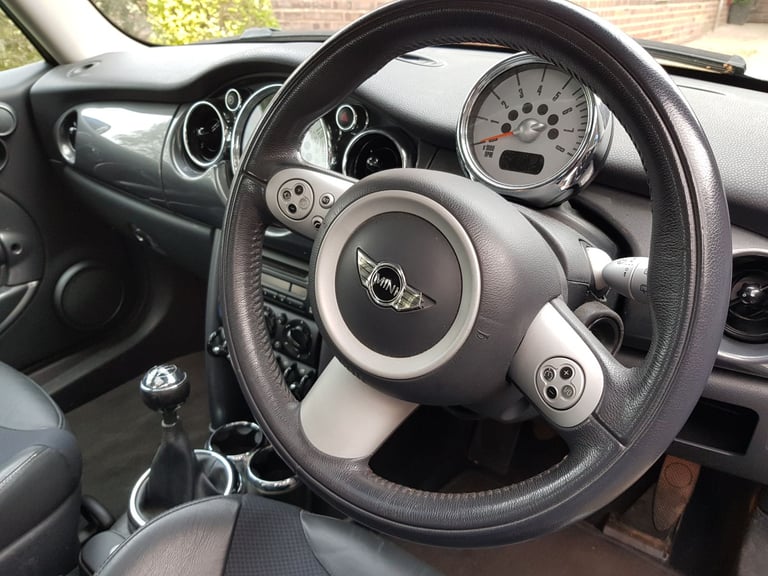 Mini Cooper, HATCHBACK, Hatchback, 2006, Manual, 1598 (cc), 3 doors