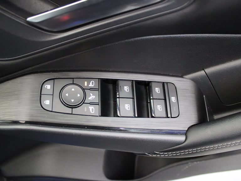 2022 Nissan Qashqai 1.3 DiG-T MH 158 Acenta Premium 5dr Xtronic Crossover/SUV PETROL Automatic