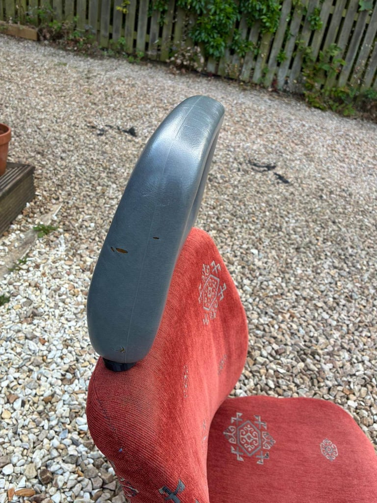 VW t25 seats and headrest