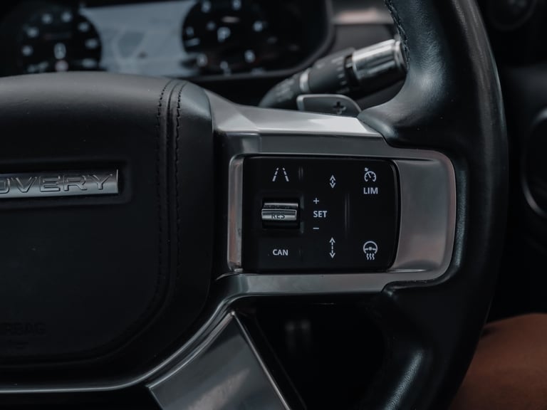 2021 Land Rover Discovery 3.0 D300 R-Dynamic HSE 5dr Auto Station Wagon Diesel Automatic