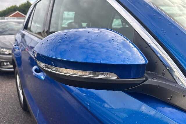 2023 Volkswagen T-Roc 1.5 TSI Life 5dr Hatchback Petrol Manual