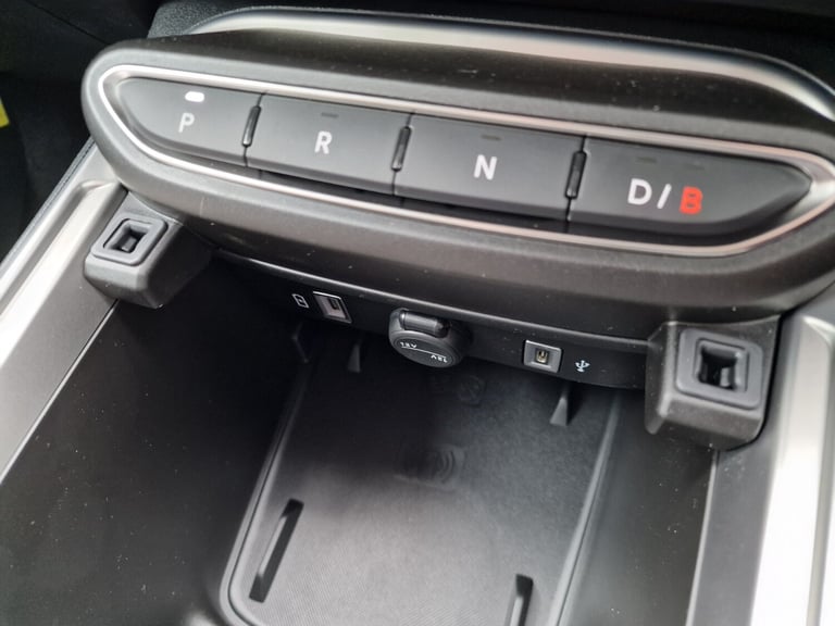 2024 Jeep Avenger 115kW Altitude 54kWh 5dr Auto Hatchback Electric Automatic