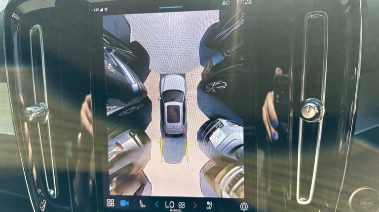 2023 Volvo XC40 Plus, B4 Mild hybrid, Petrol, Dark Estate Petrol Automatic