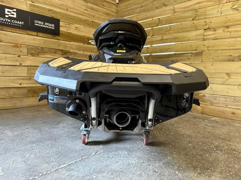 KAWASKAKI ULTRA 310LX 2024 JET SKI BRAND NEW UK MAIN DEALER