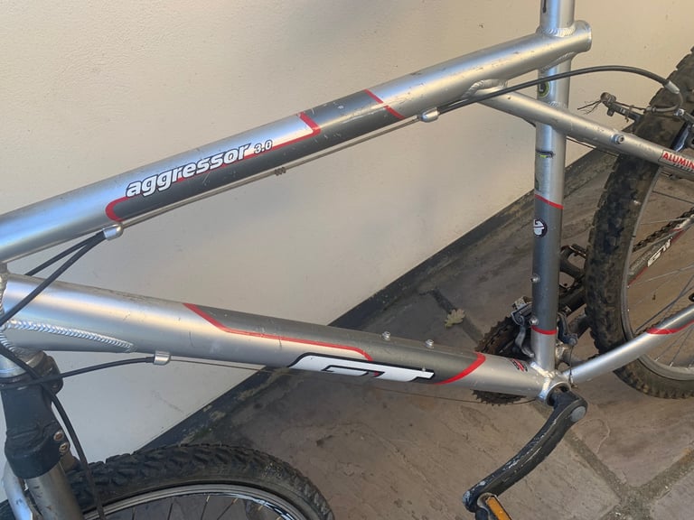 GT aggressor mountain bike