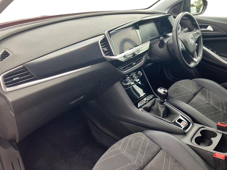 2023 Vauxhall Grandland 1.2 Turbo Ultimate 5dr Hatchback PETROL Manual