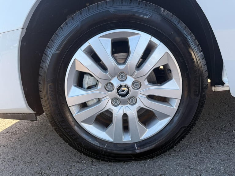 2024 Renault Trafic 2.0 dCi Blue LL30 Extra Panel Van 5dr Diesel Manual L2 H1 Euro 6 (s/s) (130 P...