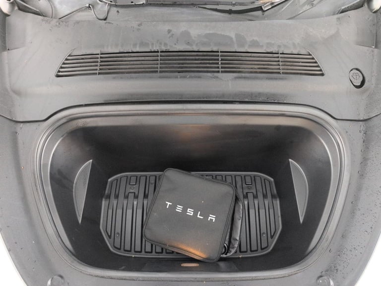 2022 Tesla Model Y (Dual Motor) Long Range SUV 5dr Electric Auto 4WDE (384 bhp) - HEATED LEATH Su...