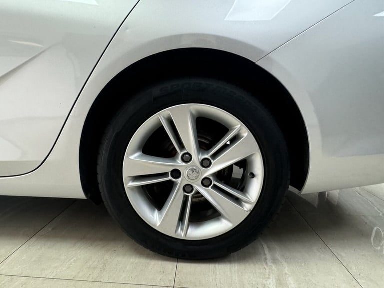 2019 Vauxhall Insignia 1.6 Turbo D [136] Elite Nav 5dr ESTATE DIESEL Manual