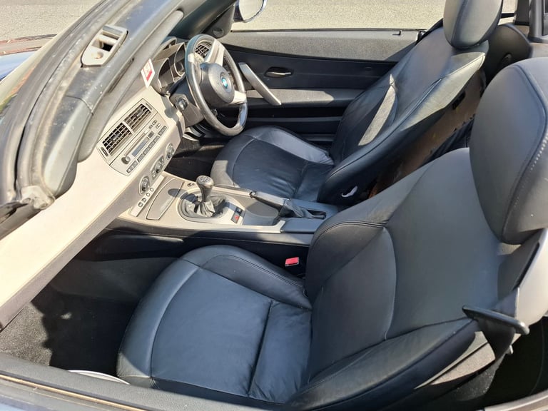 BMW, Z4, Convertible, 2003, Manual, 2494 (cc), 2 doors