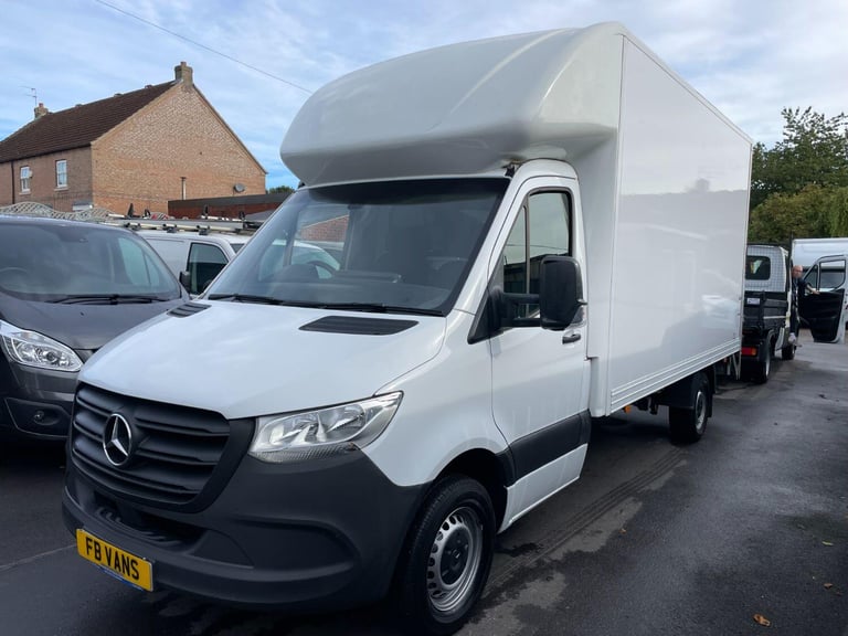 MERCEDES-BENZ SPRINTER 2.0 CDI 315 PROGRESSIVE 14FT LUTON WITH TAIL LIFT EURO 6