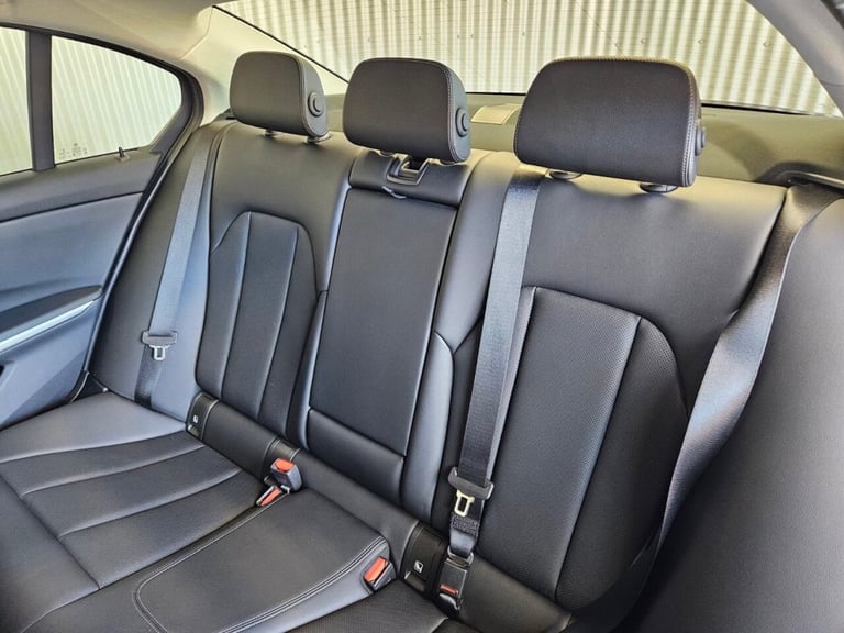 2021 BMW 3 Series 2.0 318i SE Pro Saloon 4dr Petrol Auto Euro 6 (s/s) (156 ps) Saloon Petrol Auto...