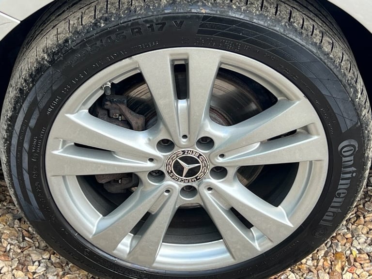 2017 Mercedes-Benz A-Class 2.1 A200d Sport (Premium Plus) Hatchback 5dr Diesel 7G-DCT Euro 6 (s/s...