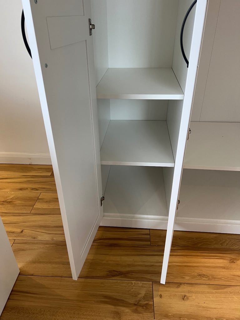 FREE DELIVERY IKEA SONGESAND WHITE TRIPLE MIRRORED WARDROBE GREAT CONDITION