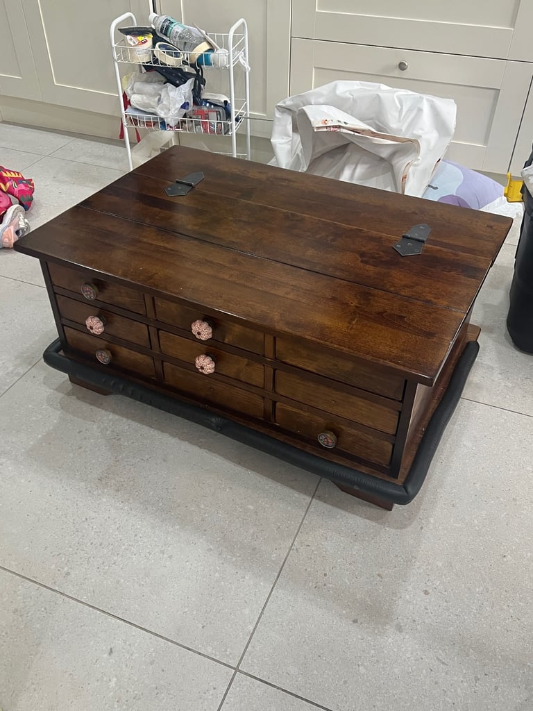 Laura Ashley Garrat 9 Drawer Coffee Table 