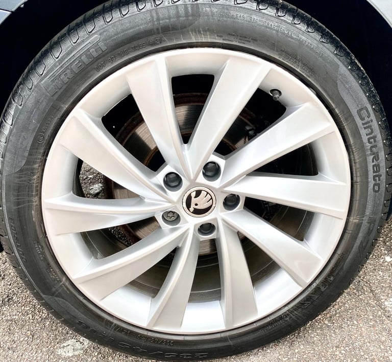 2018 Skoda Superb 2.0 TDI SE L Executive DSG Euro 6 (s/s) 5dr ESTATE Diesel Automatic