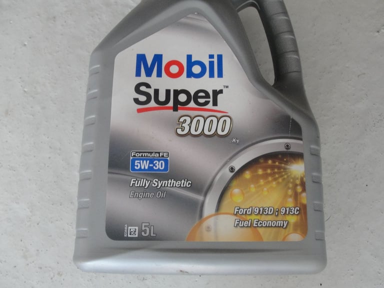 image for Mobil Super™ 3000 X1 FORMULA FE 5W-30 - Engine oil x 5 litres unopened