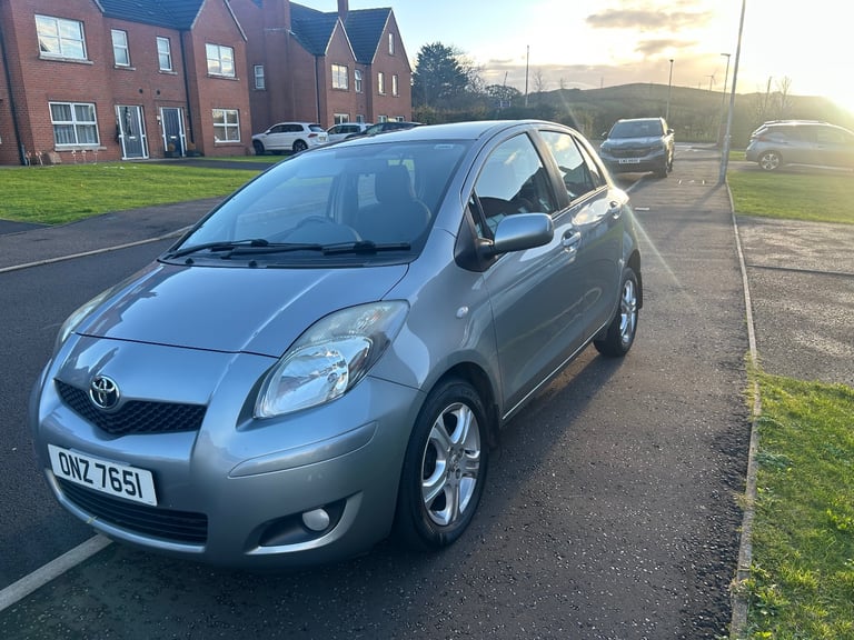 Toyota, YARIS, Hatchback, 2010, Manual, 1329 (cc), 5 doors