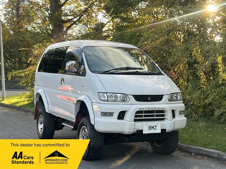 2005 Mitsubishi Delica SPACEGEAR 3.0 V6 CHAMONIX 4WD AUTO  MPV Petrol Automatic