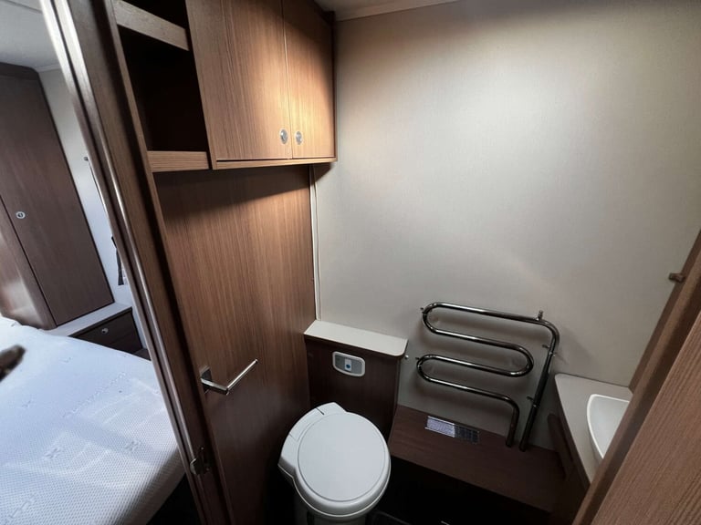 2017 Elddis Affinity 550 Elddis Affinity 550 Caravan with Kampa Awning Unlisted Petrol Automatic