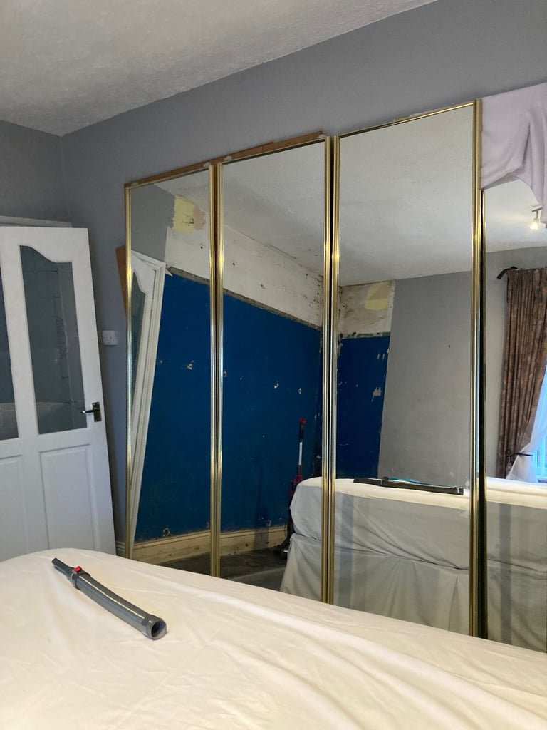 image for 4 mirrored wardrobe sliding doors