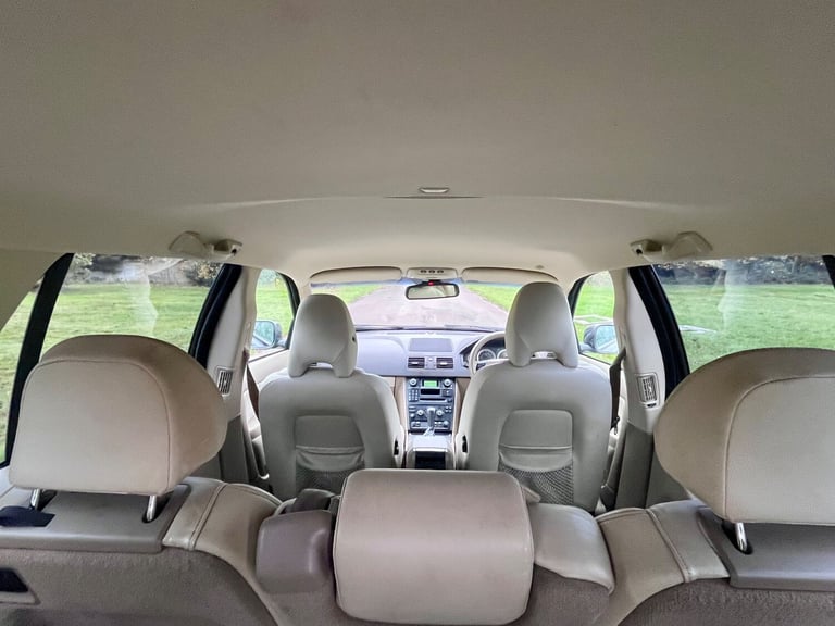 2011 Volvo XC90 2.4 D5 SE SUV 5dr Diesel Geartronic AWD (219 g/km  200 bhp)