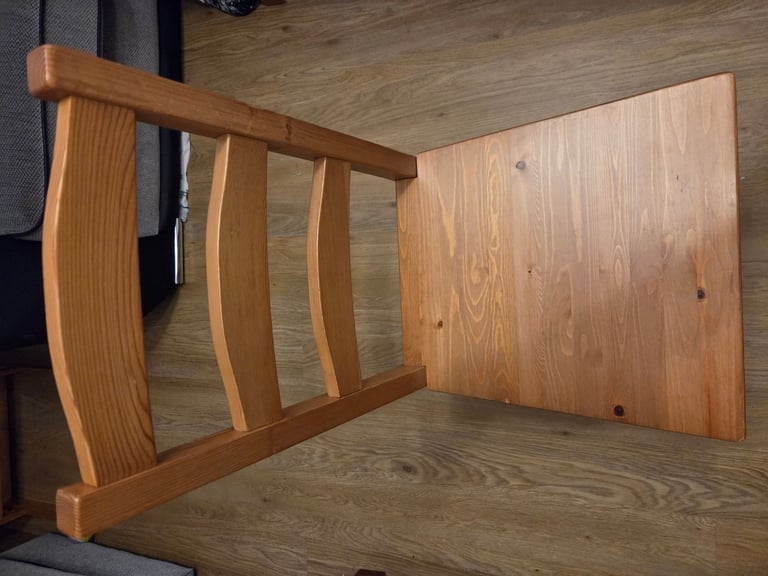 4 seat table and chairs.