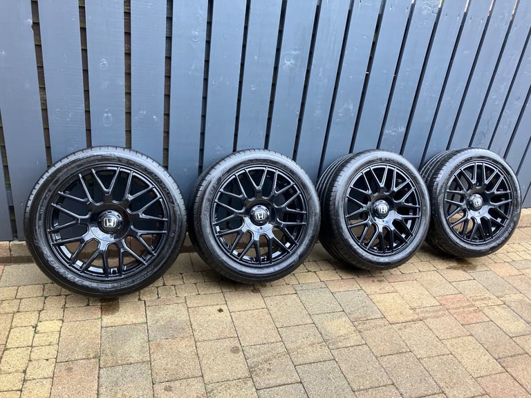 Newly powder coated 17” Honda allow wheels and 16 “space saver 