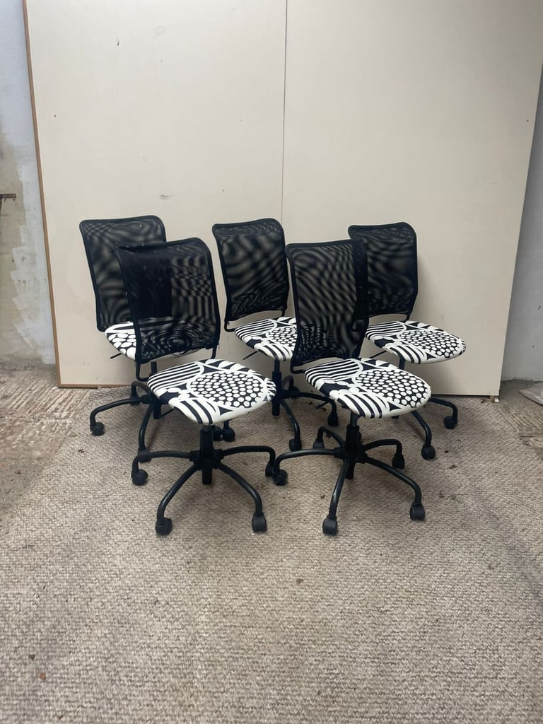 Office Chairs - Adjustable