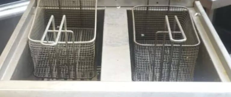 image for empire twin freestanding gas fryer, can deliver