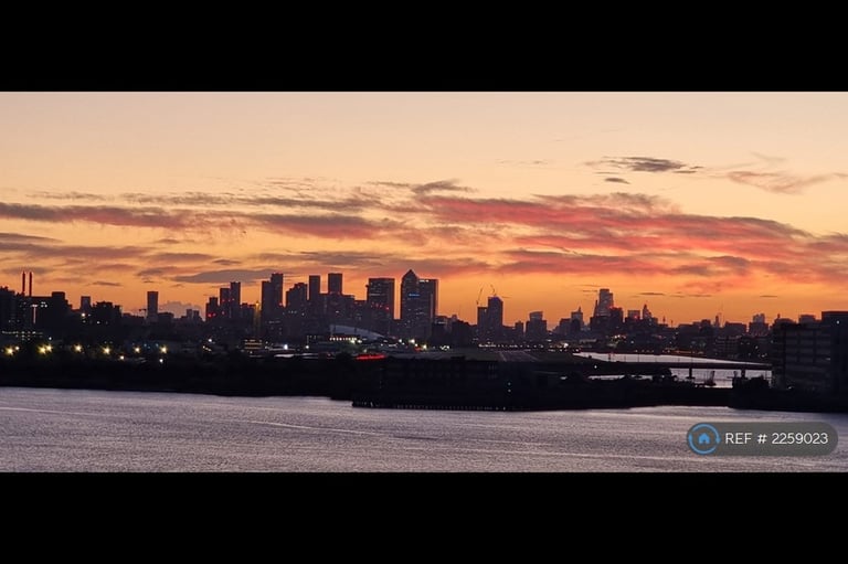 image for 2 bedroom flat in Hill House, London, SE28 (2 bed) (#2259023)