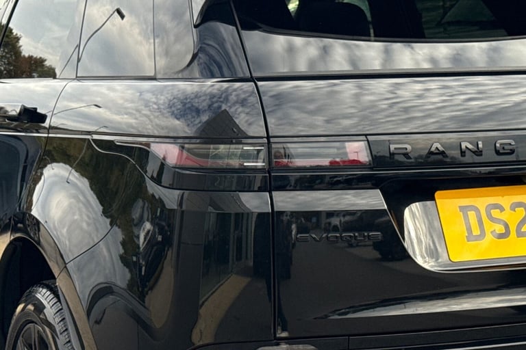 2025 Land Rover Range Rover Evoque 2.0 D200 Dynamic HSE 5dr SUV DIESEL Automatic