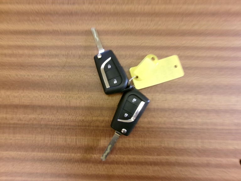 2015 Toyota Yaris 1.33 VVT-i Sport 5dr HATCHBACK PETROL Manual