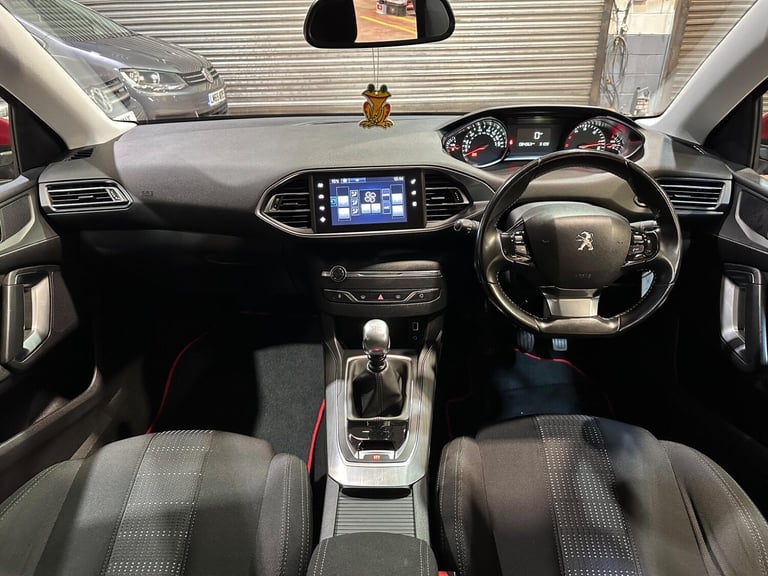 2015 Peugeot 308 2.0 BlueHDi Allure Euro 6 (s/s) 5dr HATCHBACK Diesel Manual