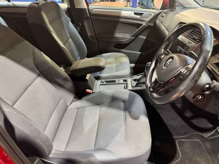 2016 Volkswagen Golf 1.6 TDI BlueMotion Tech Match Edition Euro 6 (s/s) 5dr HATCHBACK Diesel Manual