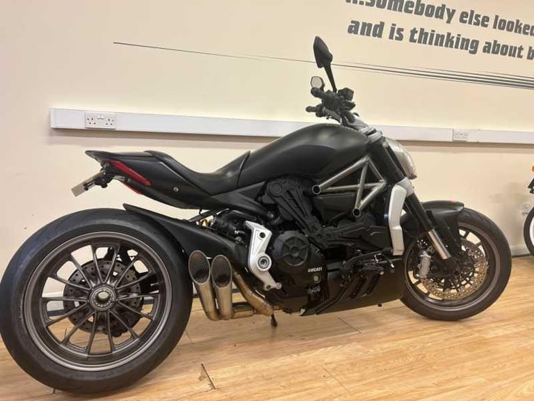 Ducati X Diavel - 2016 **6944 mls**