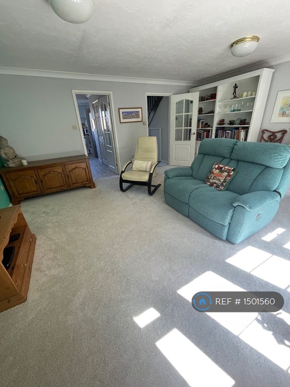 2 bedroom house in High Street, Tenterden, TN30 (2 bed) (#1501560)