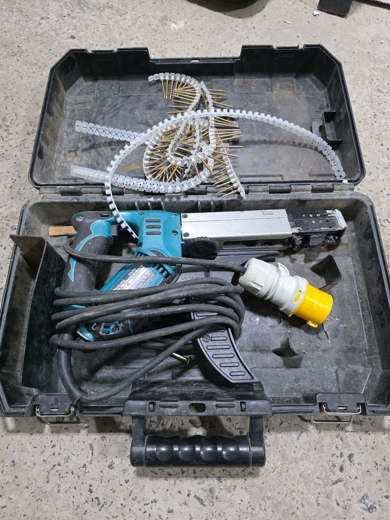 image for Makita 110 screwgun with 110 power adaptor