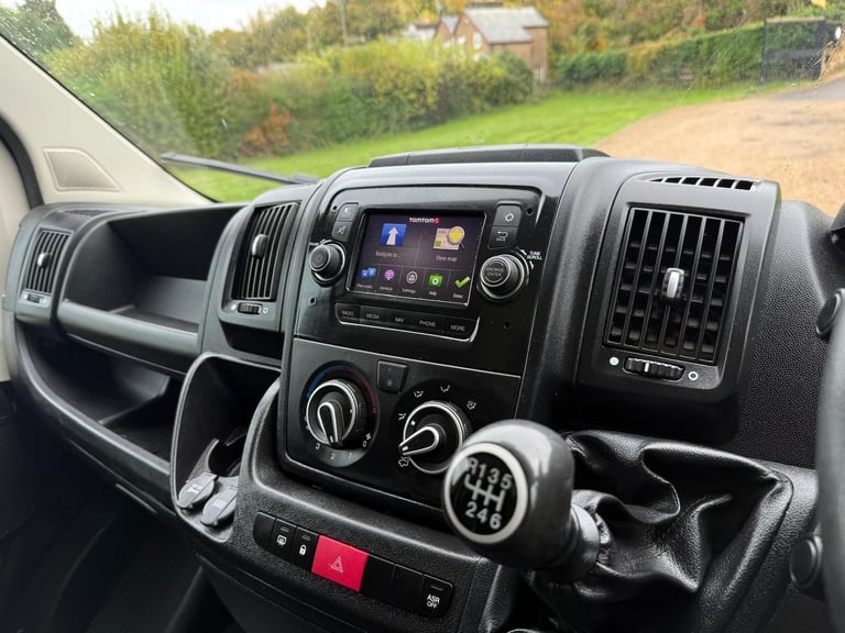 2022 Peugeot Boxer 2.2 BlueHDi 435 Professional L4 H2 Euro 6 (s/s) 5dr PANEL VAN Diesel Manual