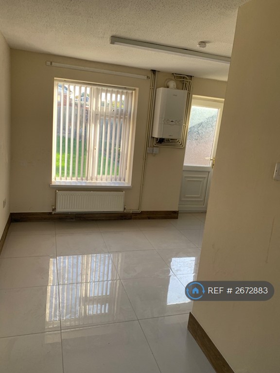 2 bedroom house in Ingleton Road, Derbyshire, S41 (2 bed) (#2672883)