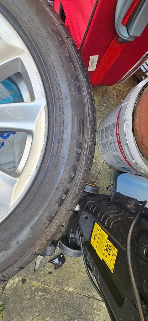 BMW F10 5 SERIES WHEEL AND TYRE