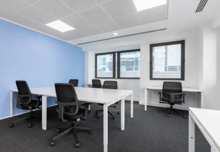 4 to 40 Person Private Office Suites to rent in *Blackfriars*, Central London EC4