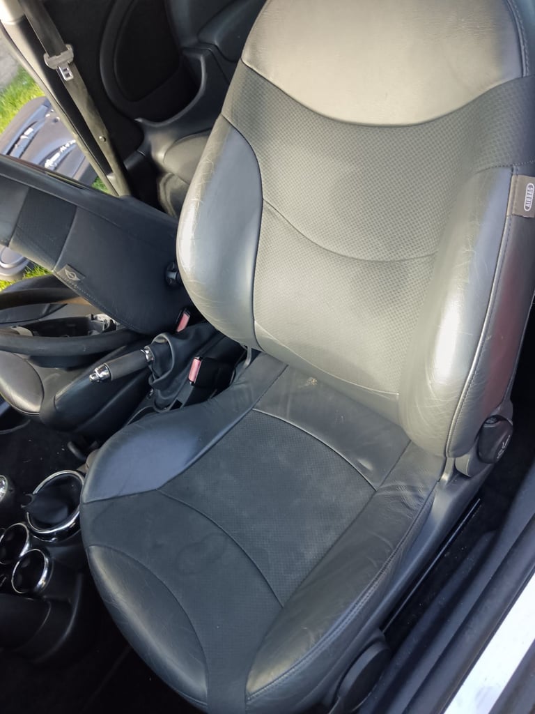 Breaking Mini R50 Cooper 1.6 petrol 2005, chilli red
