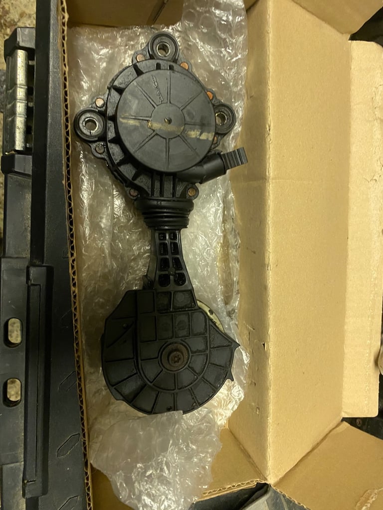 image for Mini Cooper s r56 belt tension