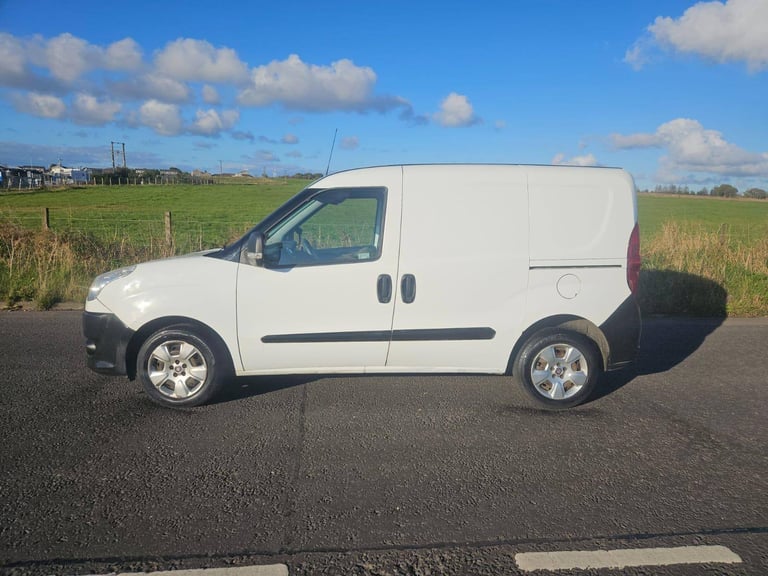 2013/ fiat doblo 1.3 Multijet 16v Diesel sim berlingo connect partner caddy kangoo combo