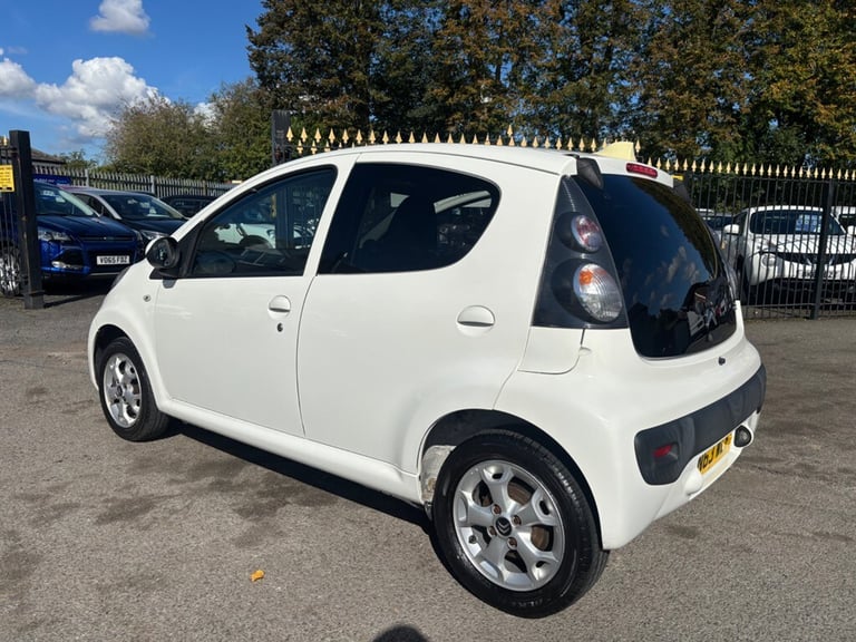 2013 Citroen C1 1.0i VTR+ Hatchback 5dr Petrol EGS5 Euro 5 (68 ps) Hatchback Petrol Automatic