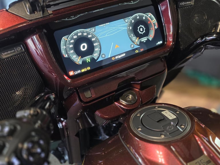 2025 HARLEY-DAVIDSON STREET GLIDE CVO FLHXSE 1982cc 121 650 MILE'S BAGGER