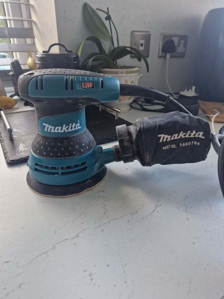 image for Makita 240v orbital sander 