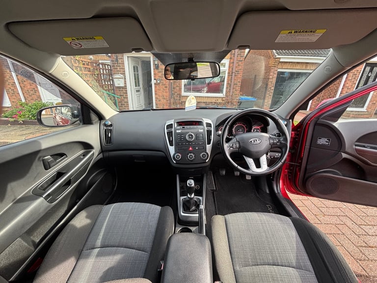 Kia, CEED, Hatchback, 2011, Manual, 1582 (cc),5 doors - Image 15